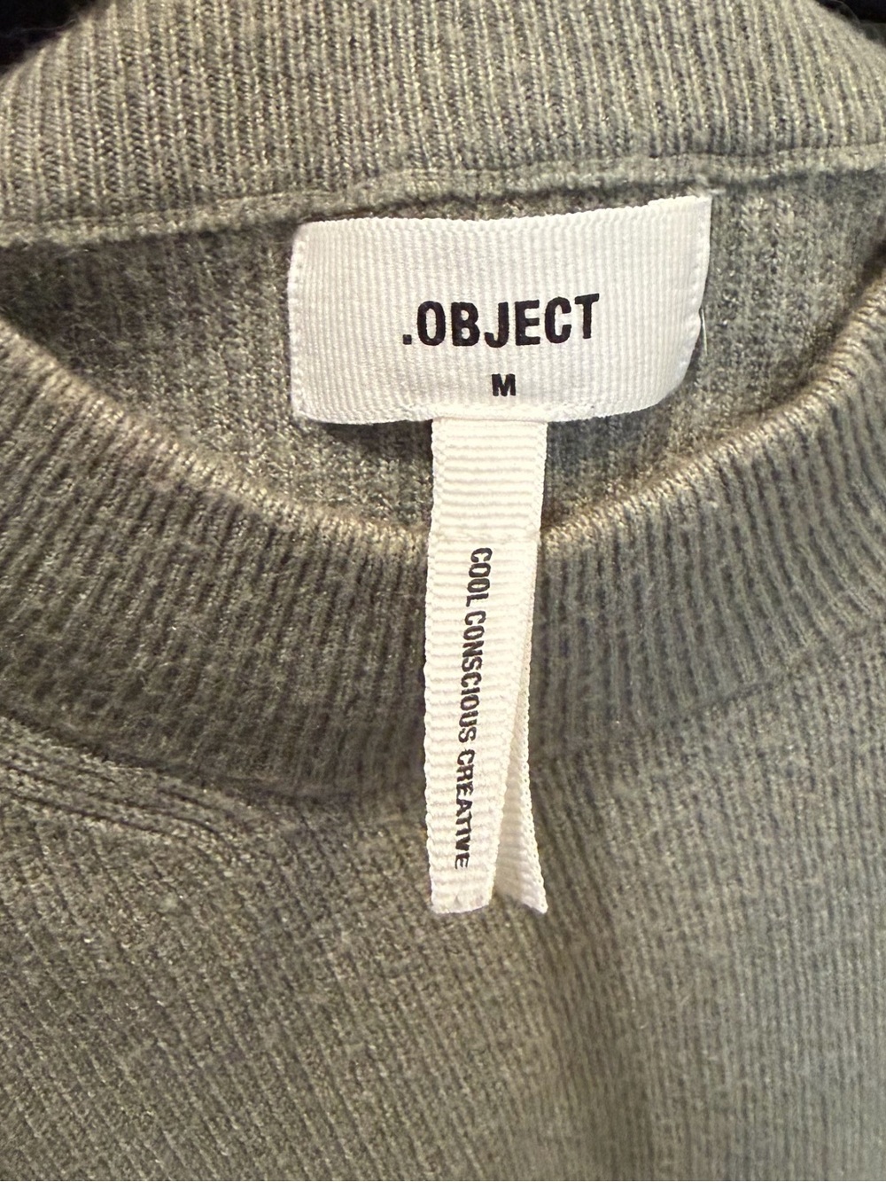 SIZE M | Olive Green Knit Sweater - Picture 2 of 3
